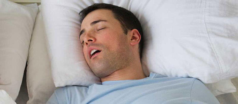 با دهان باز خوابیدن برای دندان مضر است